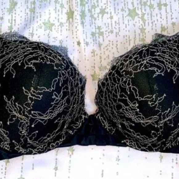 Victoria Secret 32B Chantilly Lace Bra Bombshell Black Rare